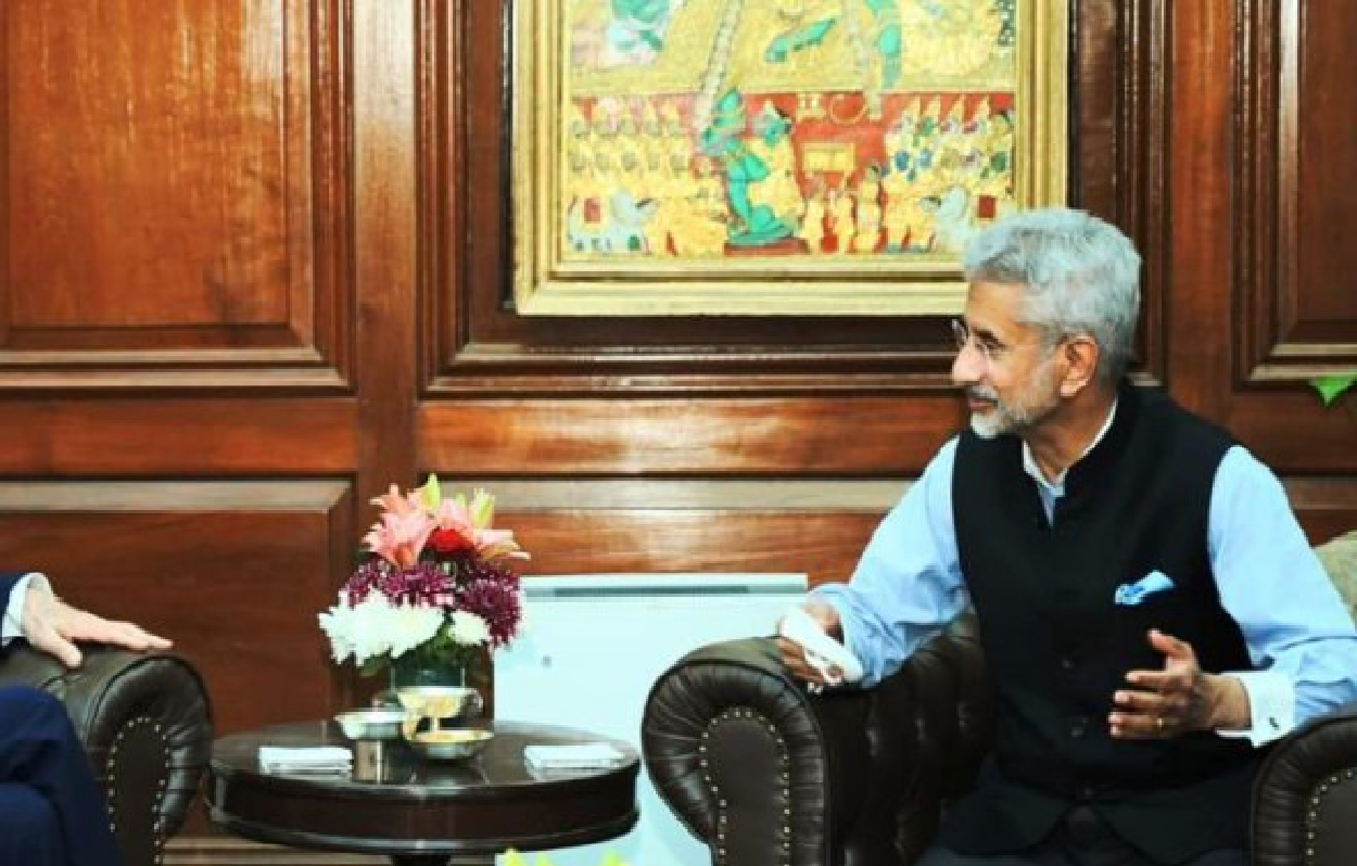 विदेश मंत्री जयशंकर ने जॉन केरी से मुलाकात की